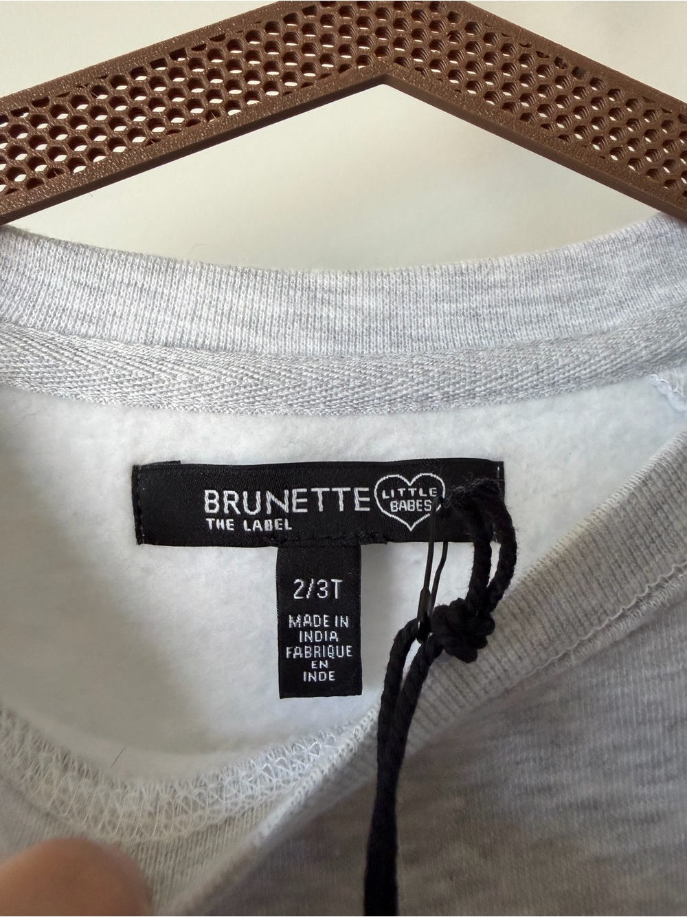 NWT Brunette The Label Little Babes Core Crew Sweatshirt 2/3T Pebble Grey White - Picture 4 of 7
